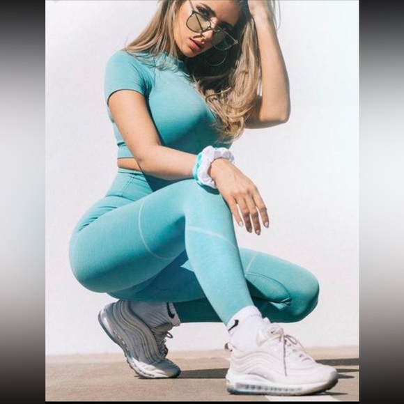 Alphalete OG Revival Capri Sun - Picture 1 of 6